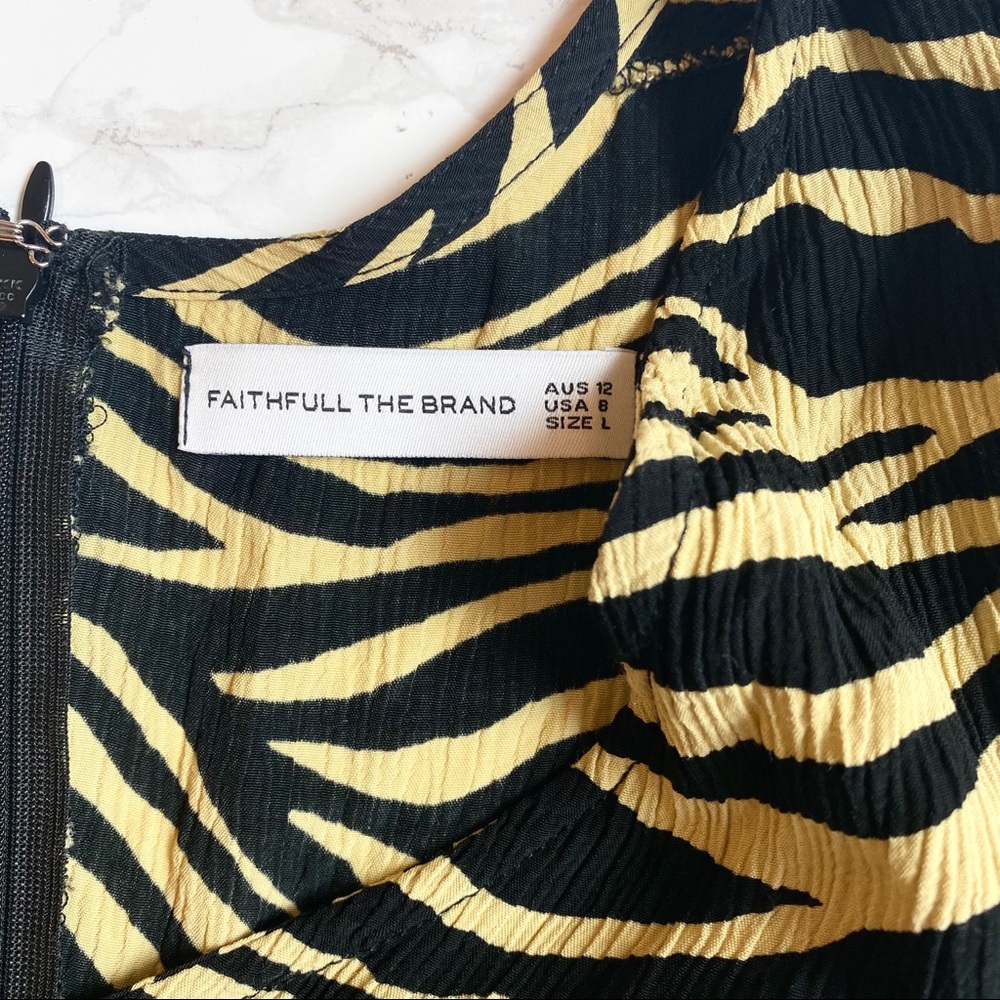 Faithfull the Brand Ilia Mini Dress Size Large - Picture 4 of 6